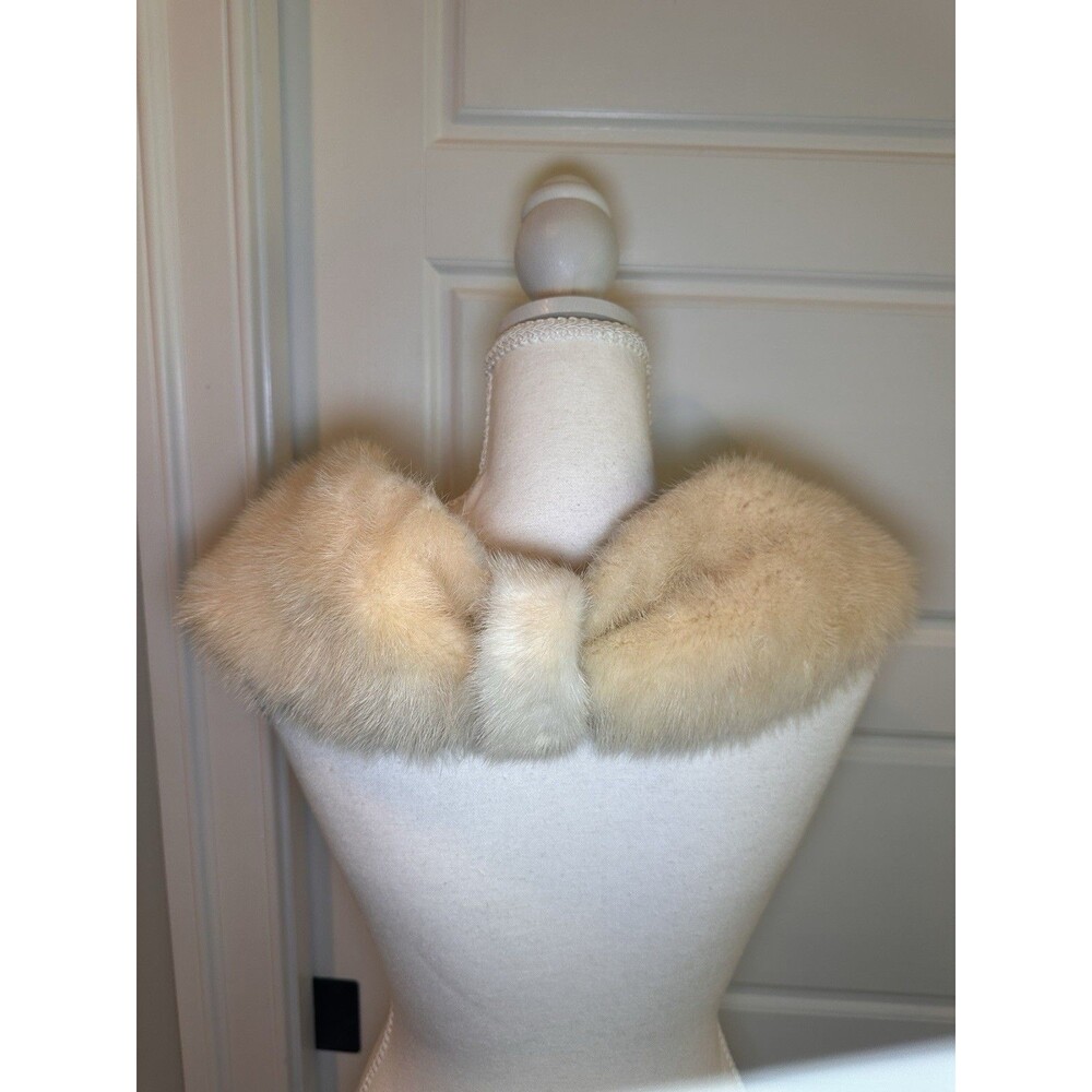 Vintage Pollack's Mink Fur Cinched Stole Collar Cream Beige Winter Shrug Scarf